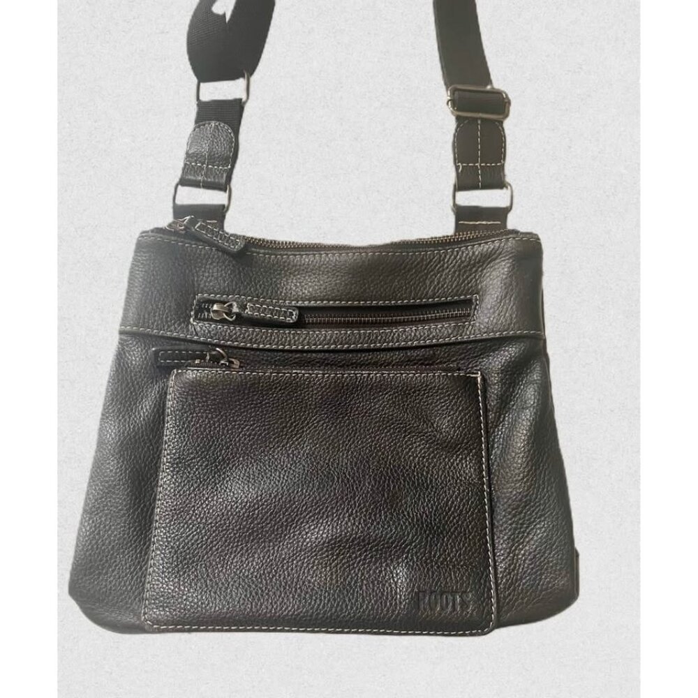 ROOTS Black Leather Purse with Adjustable Shoulder Strap